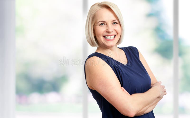 Elena Martínez - Directora